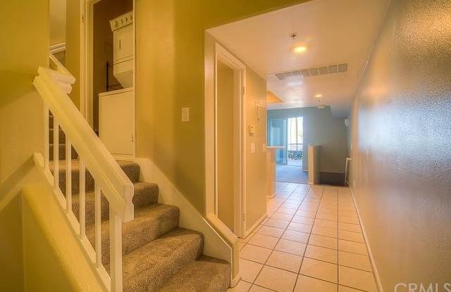200 Pacific Coast Gallery 3
