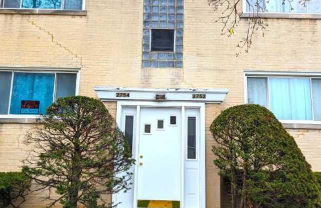 2754 W Gregory photos photos