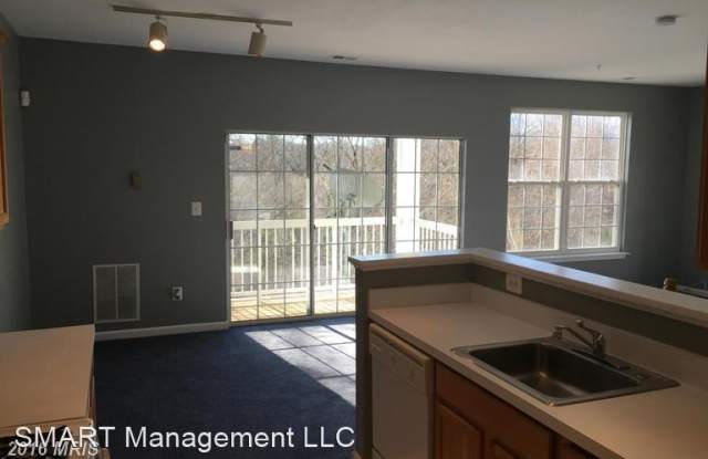 14320 Hampshire Hall Court Gallery 2