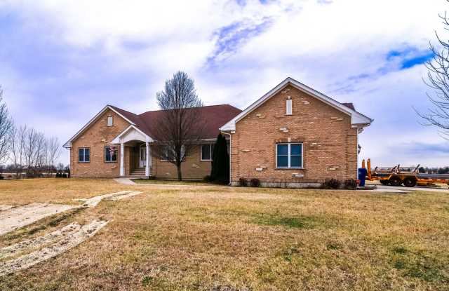 201 Slalom Court - 201 Slalom Court, Minooka, IL 60447