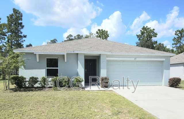 123 Hickory Course Radl - 123 Hickory Course Radial, Marion County, FL 34472