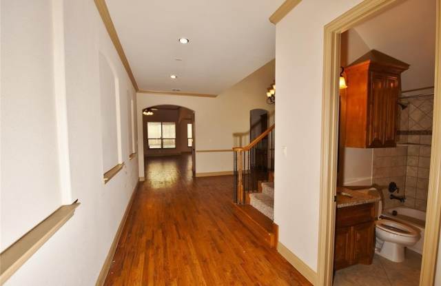 4609 Spalding Drive Gallery 3