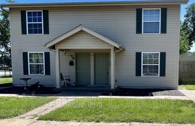 405 Emmons Ave - 405 Emmons Avenue, St. Charles, MO 63301
