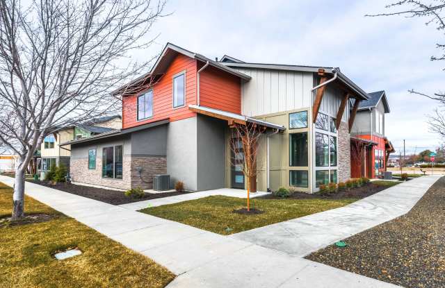 1250 East Lone River Drive Gallery 2