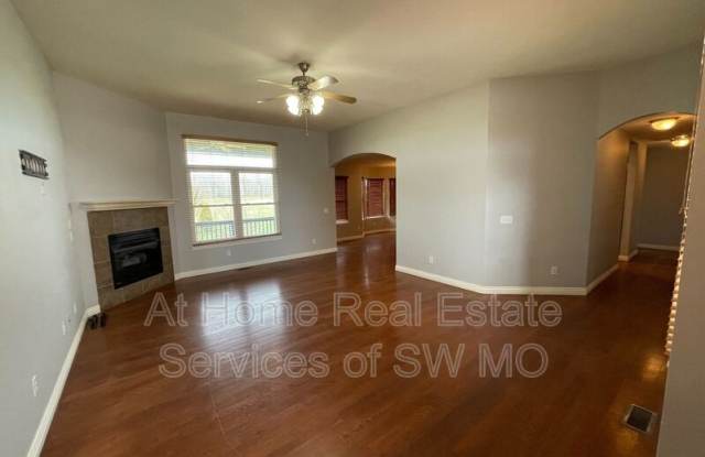 6063 N 19th Gallery 2