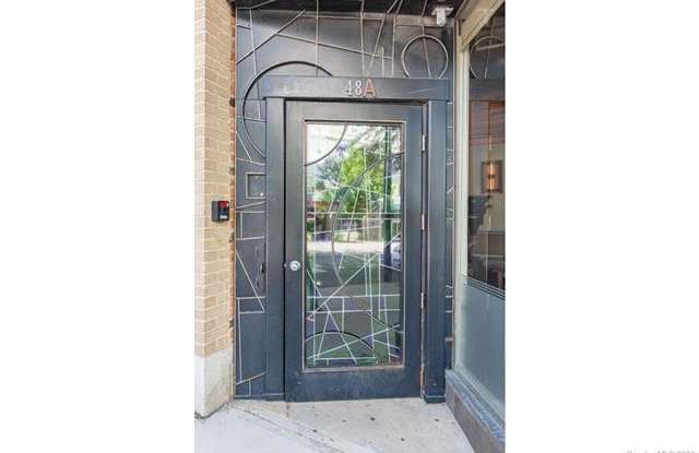 48 Biltmore Avenue Gallery 2