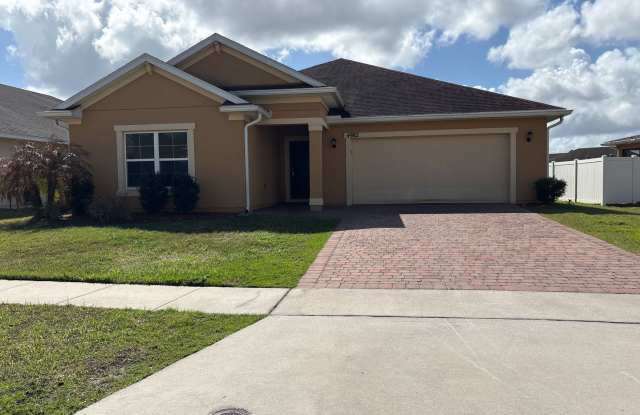 Beautiful 4 Bedroom Home in Waterview Subdivision in Kissimmee - 4982 London Creek Place, Osceola County, FL 34758