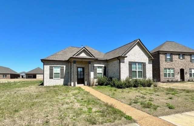 380 Azalea Drive - 380 Azalea Drive, Somerville, TN 38068