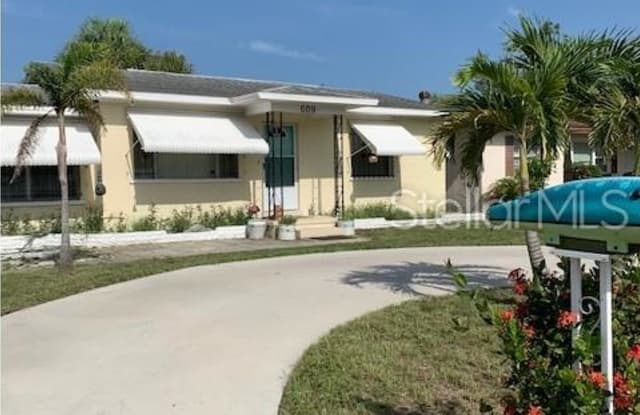609 YELVINGTON AVENUE - 609 Yelvington Avenue, Clearwater, FL 33756