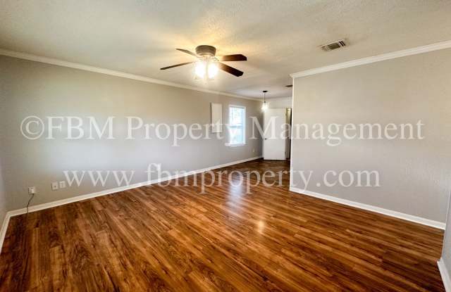 200 Dunlap St - Cozy 3 Bedroom, 2 Bathroom Home in Italy, TX! Gallery 4