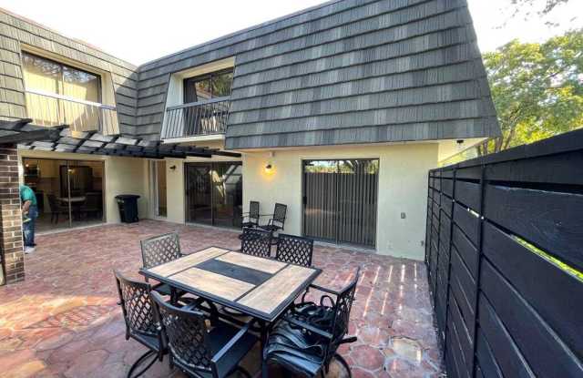 118 1st Terrace - 118 1st Terrace, Palm Beach Gardens, FL 33418