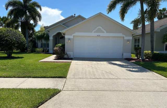 4630 Portage Trl photos photos