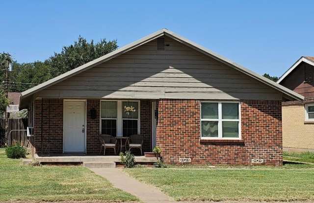 1103 N Carrizo St photos photos
