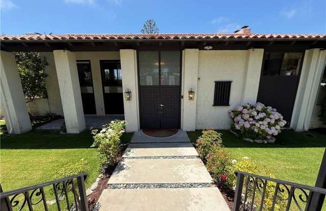 2801 Palos Verdes Drive W photos photos