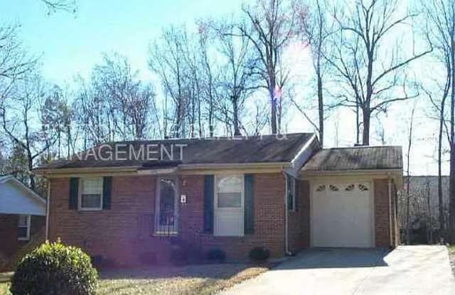 2313 Longleaf Dr photos photos