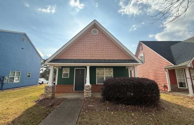 Discover Comfort and Convenience 3 BR/3 BA Home in Desirable Bridgewater Community! photos photos