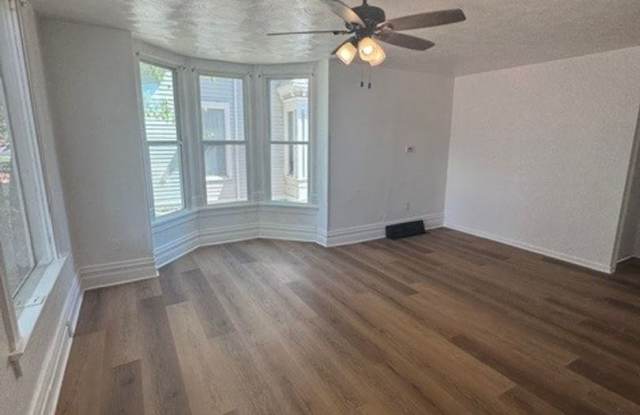 Remodeled Single Family 3 Bedroom Gallery 3