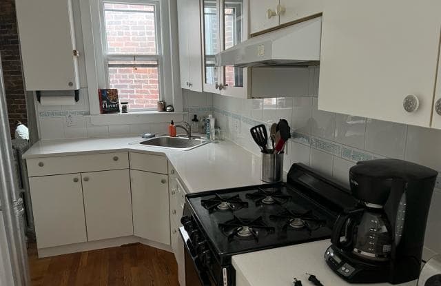 6 Perry St. - 6 Perry Street, Brookline, MA 02445