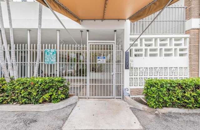 1850 Meridian Ave photos photos