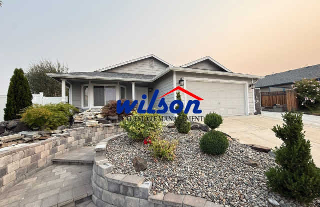 Home with a Two-Car Garage Gallery 1