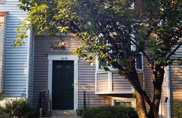 2476 RIDGEHAMPTON COURT - 2476 Ridgehampton Court, Reston, VA 20191