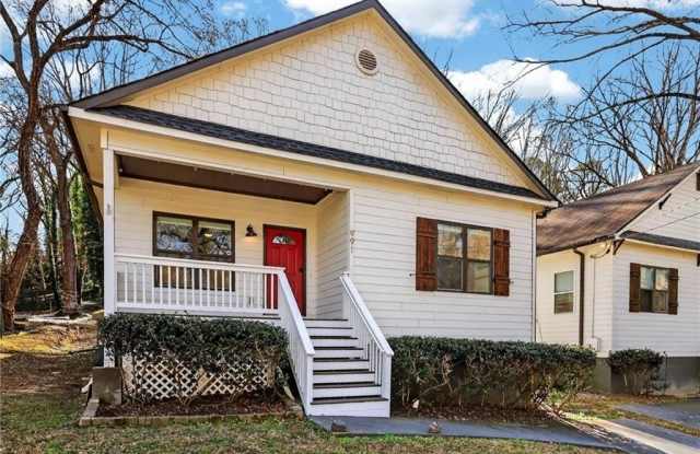 991 Ada Avenue NW Gallery 1