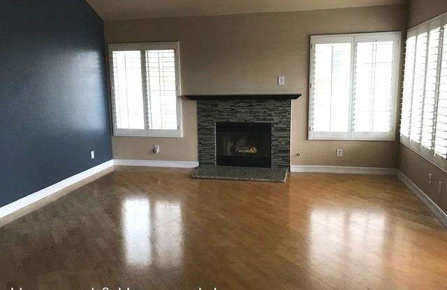 610 Kingswood Ln. Unit A Gallery 3