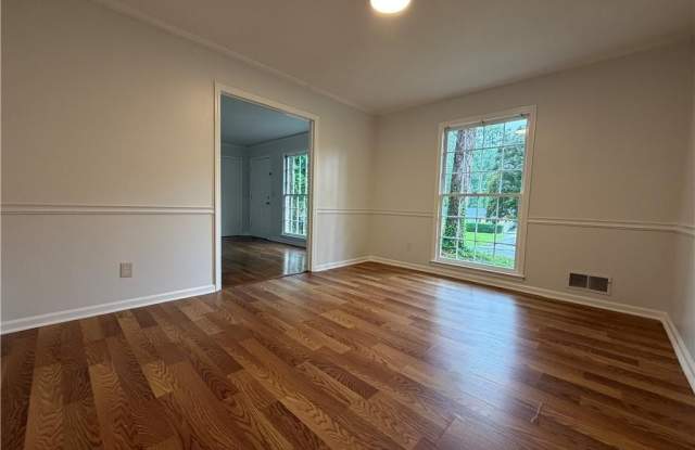 4254 Burleigh Drive Gallery 4