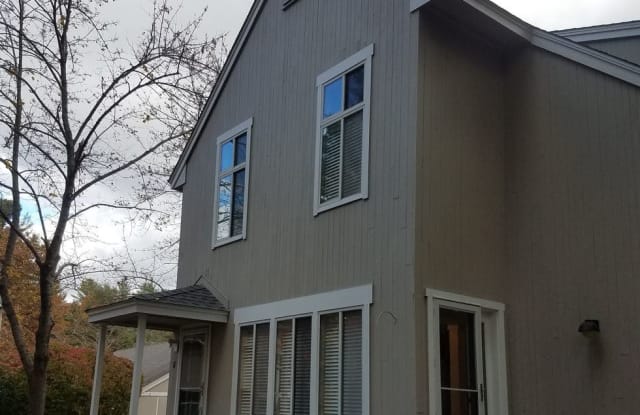 8 Pepperidge Court - 8 Pepperidge Court, Simsbury Center, CT 06070 8 Pepperidge Court - 8 Pepperidge Court, Simsbury Center, CT 06070