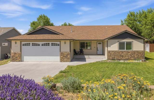 2852 Glacier Dr Gallery 1