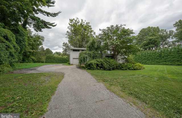 701 MT PLEASANT Road Gallery 2