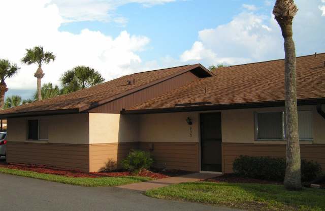 935 Prosperity Place photos photos