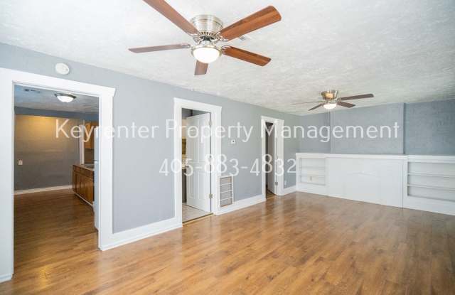 **Move in Special: $500 OFF First Months Rent** - Beautiful 2 Bed 1 bath Home in OKC! Gallery 4