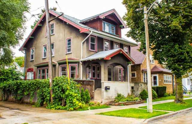 2421 N Weil St - 2421 North Weil Street, Milwaukee, WI 53212