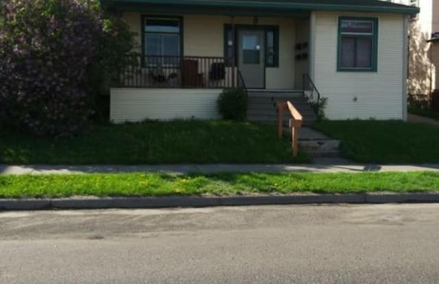 619 East 1st Street - 619 East 1st Street, Duluth, MN 55805