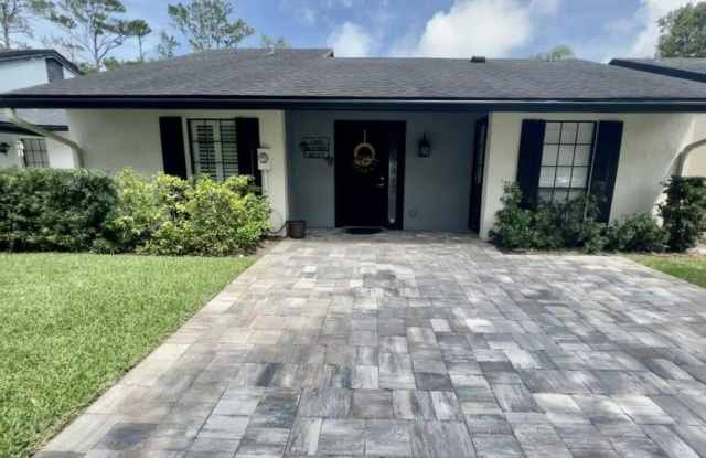 184 BERMUDA Court Gallery 2