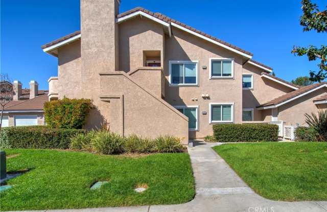 573 Springbrook N photos photos