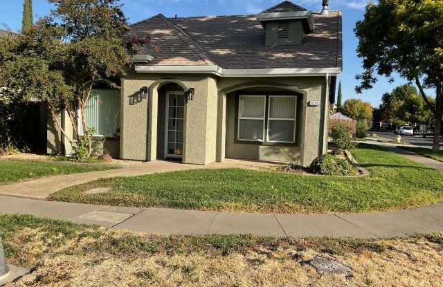 Chico 3-bed-2 bath Home turn key Gallery 3