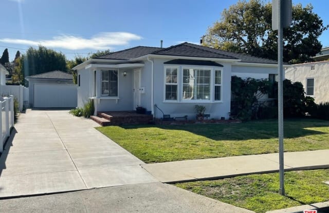 2627 Corinth Ave - 2627 Corinth Avenue, Los Angeles, CA 90064
