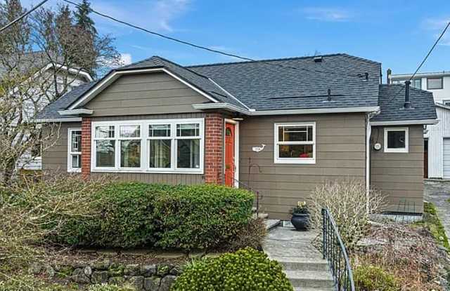 538 Northeast 81st Street - 538 Northeast 81st Street, Seattle, WA 98115