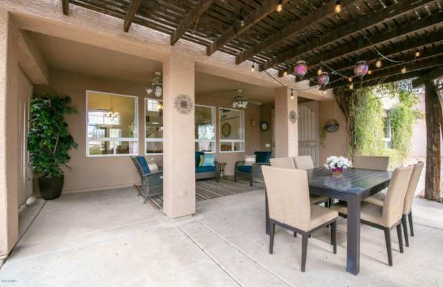 Spectacular Chandler-Ocotillo home with Sparkling Swimming Pool! Gallery 4