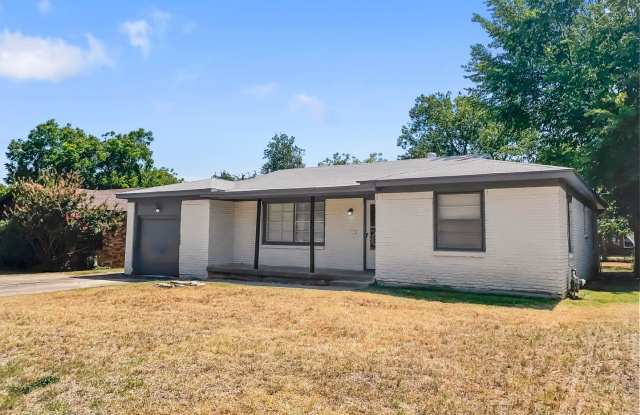 809 Ala Dr. - 809 Ala Drive, White Settlement, TX 76108