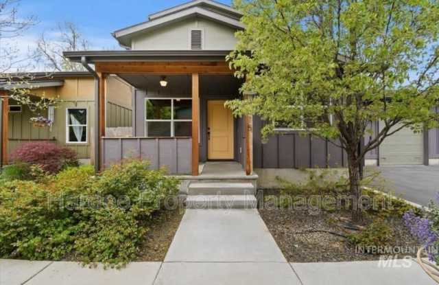 4315 N Adams St photos photos