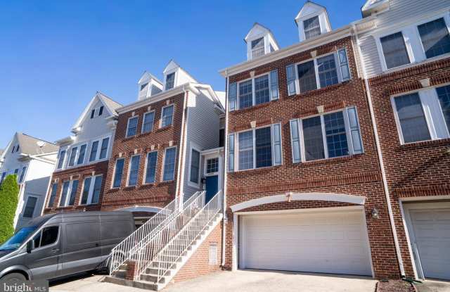 20868 ROCKINGHAM Terrace - 20868 Rockingham Terrace, Cascades, VA 20165