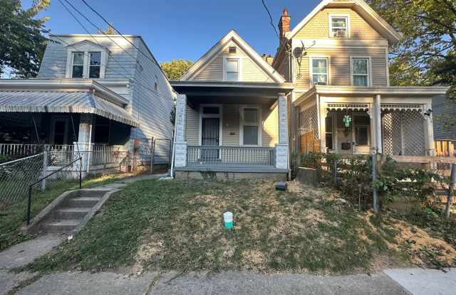 1056 Winfield Ave | 3 Beds, 1 Bath photos photos 1056 Winfield Ave | 3 Beds, 1 Bath photos photos