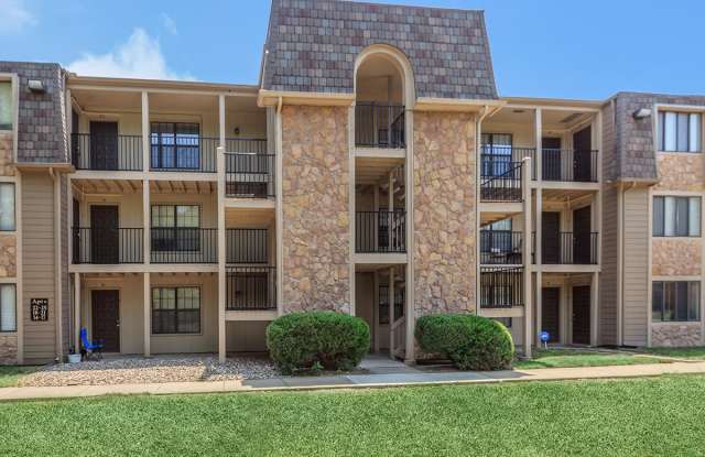 Bristol Pointe Apartments photos photos