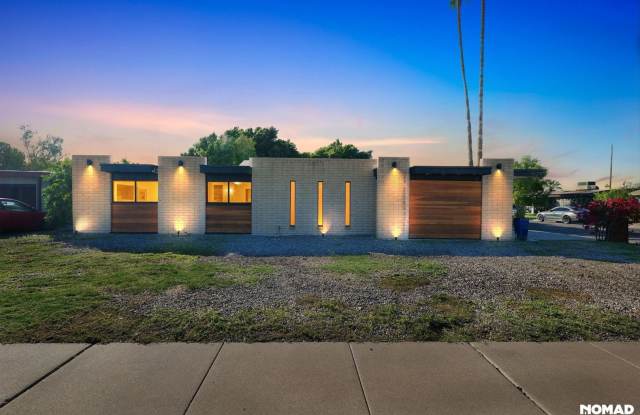 Charming Mid-Century Modern 3BR House in Phoenix - 3029 West Shaw Butte Drive, Phoenix, AZ 85029