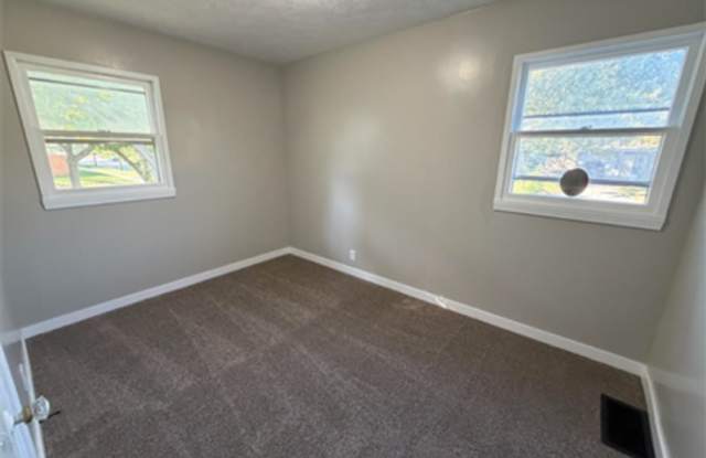 2954 N 57th St. Gallery 4