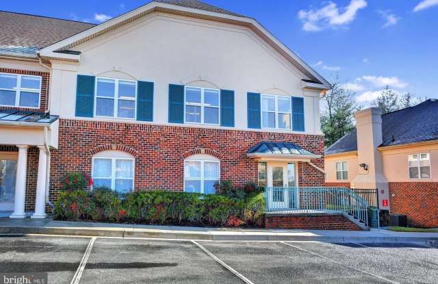 8174 LARK BROWN Road unit: 202 photos photos