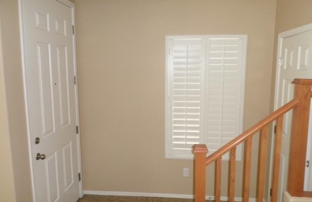 5843 East Grove Avenue Gallery 3